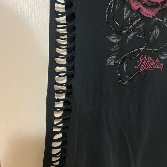 Affliction - Picture 4 of 4